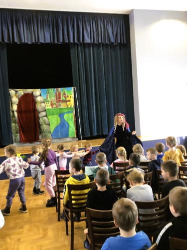 585571501_1272920651544589_345248075320932301